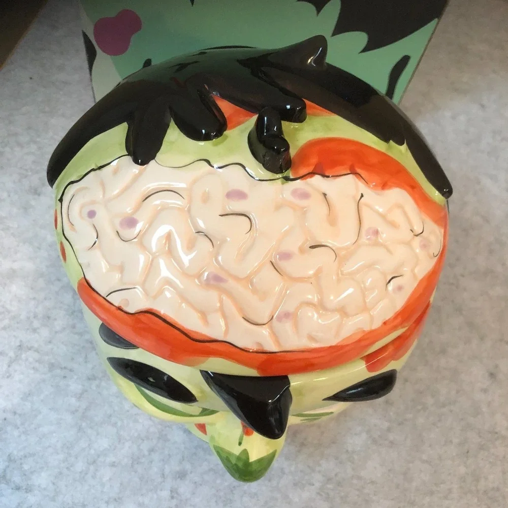 Zombie Head Cookie Jar Ceramic 2017 Think Geek Exclusive Horror EXCELLENT w/BOX